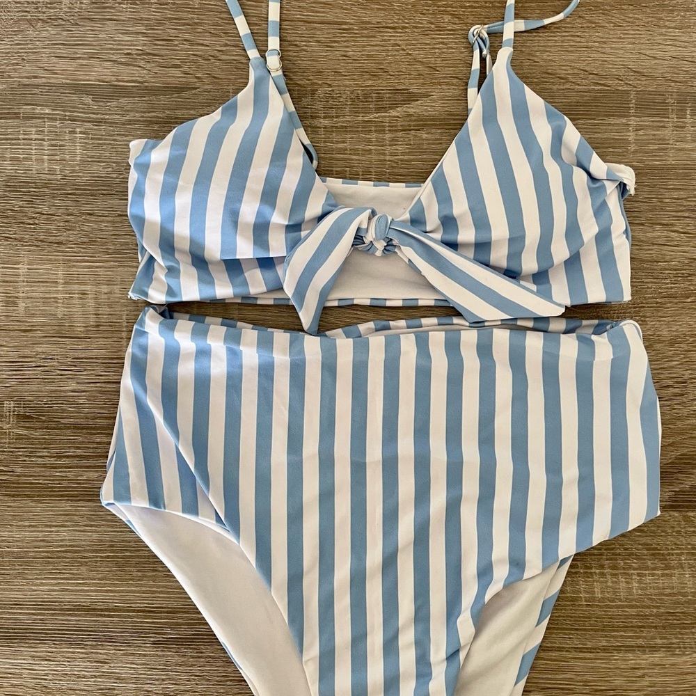 Cupshe High-Waisted Bikini, Blue and White, Small